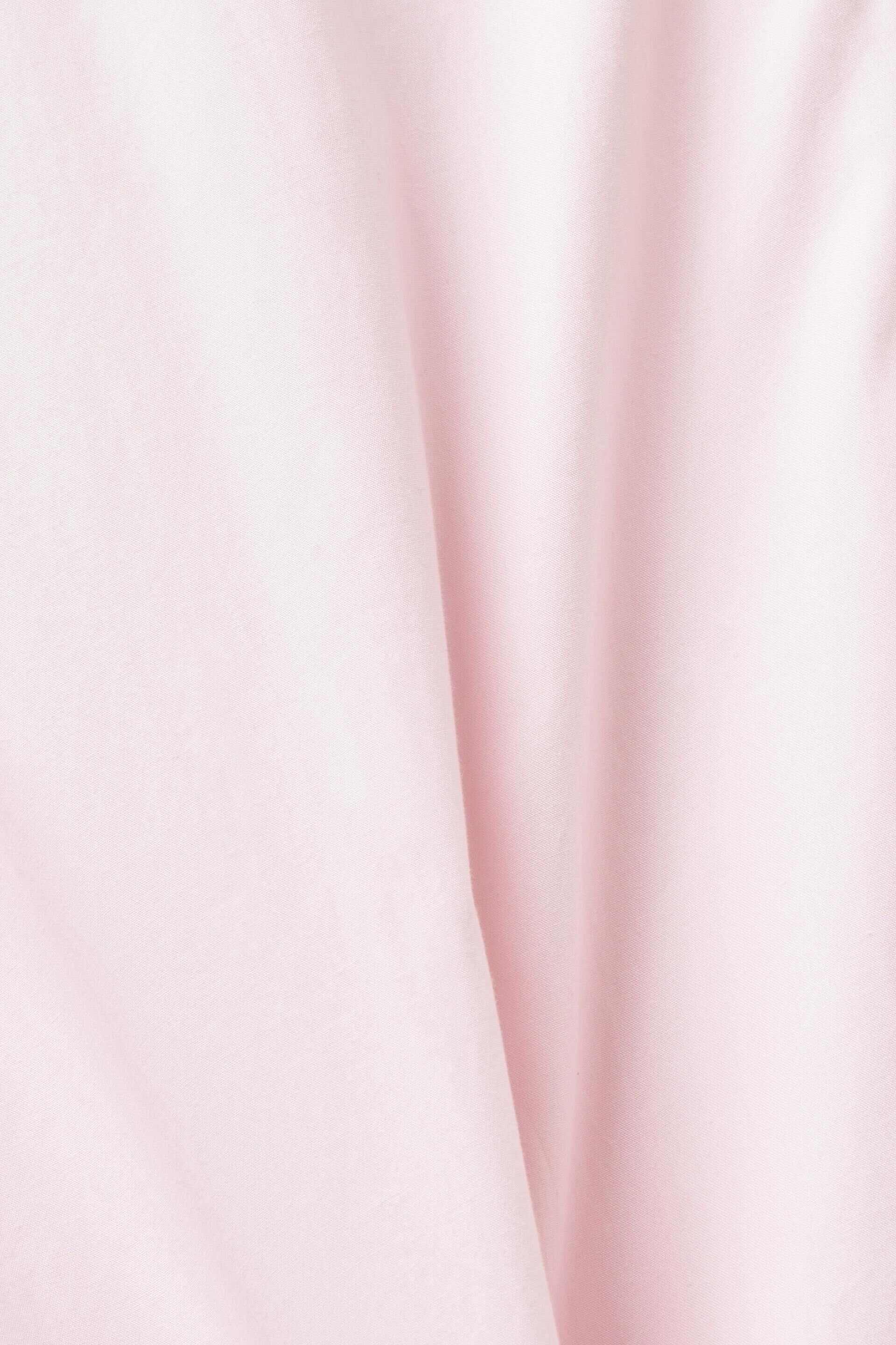 Chemise en coton dotée d'un col à pointes boutonnées