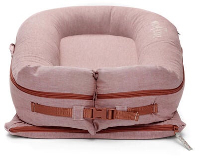 DockATot Deluxe+ Babynest, Ginger Chambray