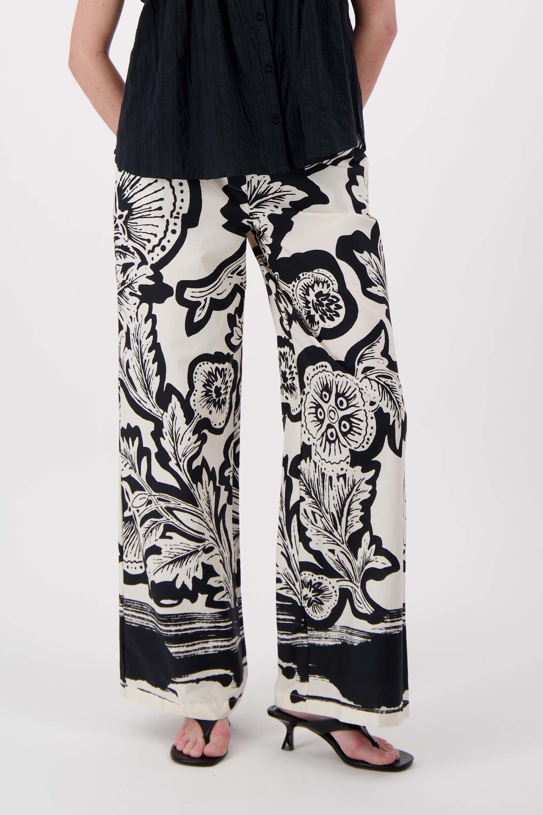 broek met borderprint
