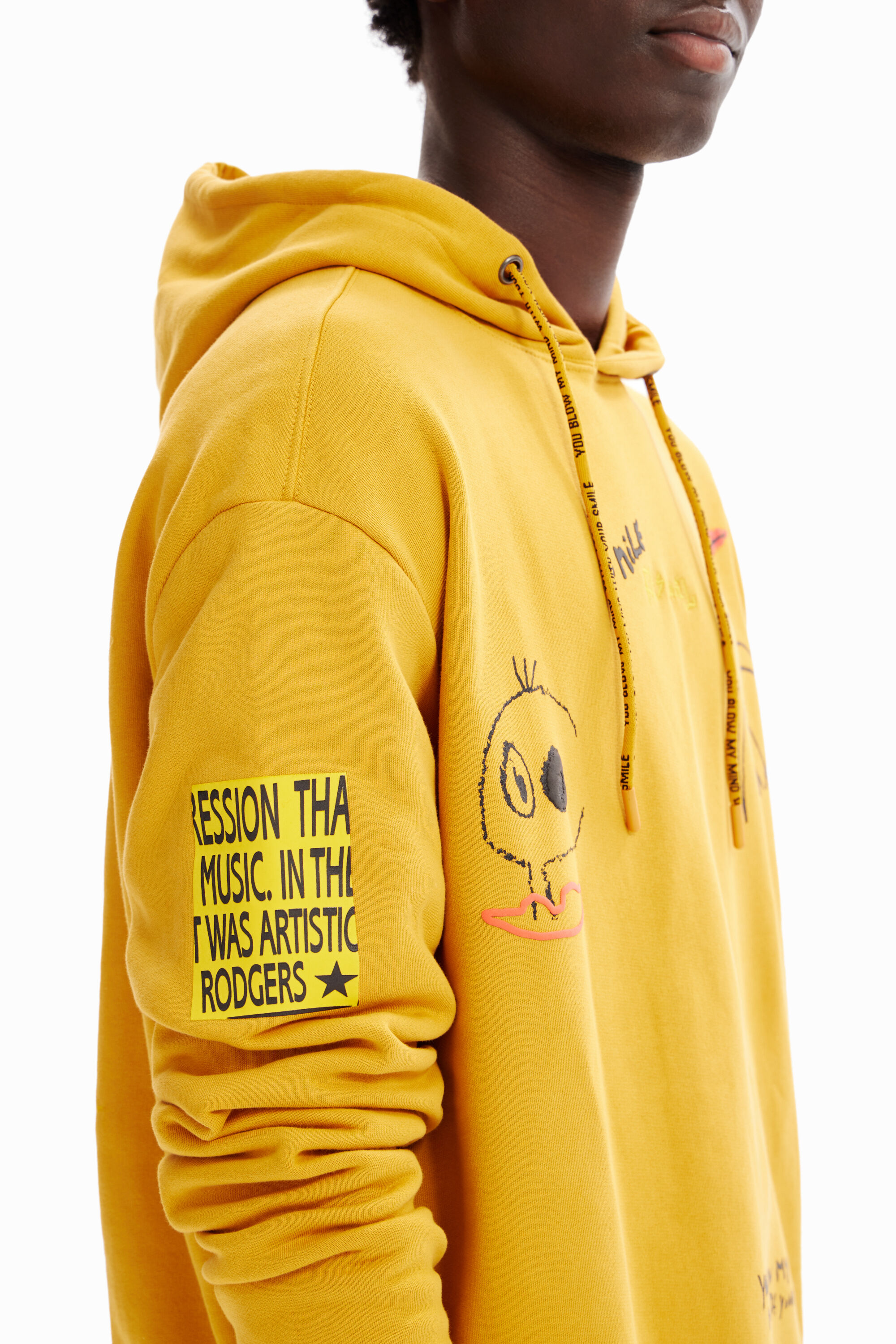 Sweat-shirt capuche oiseaux