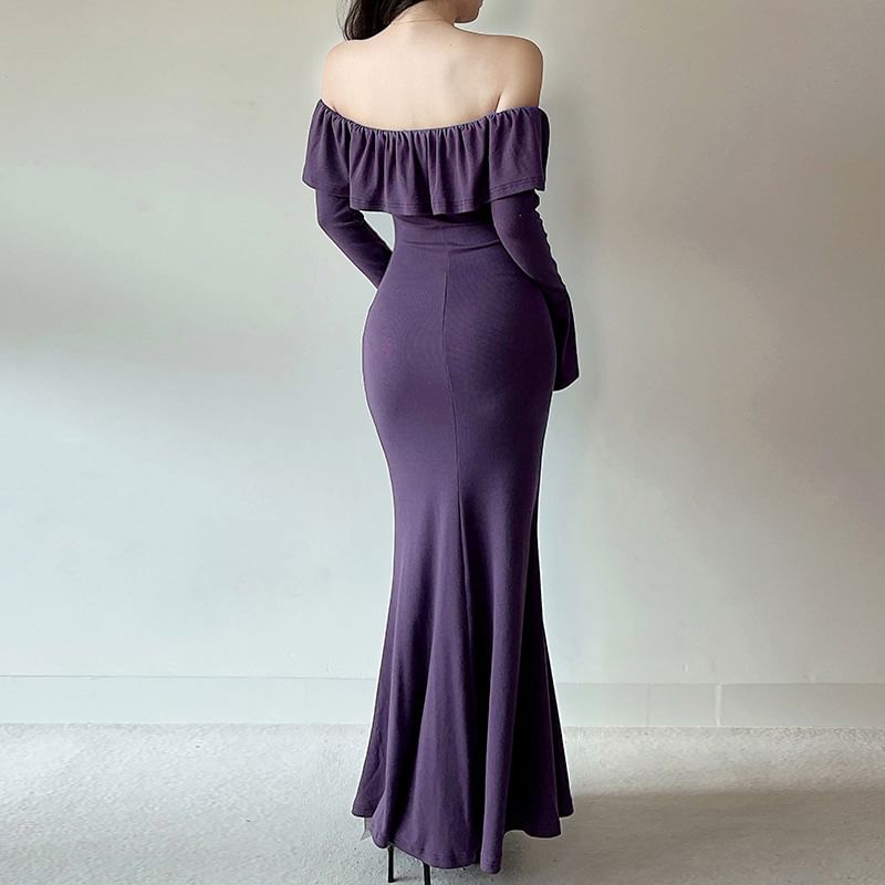 Smackthat - Lange mouw off-shoulder maxi-jurk met mantel