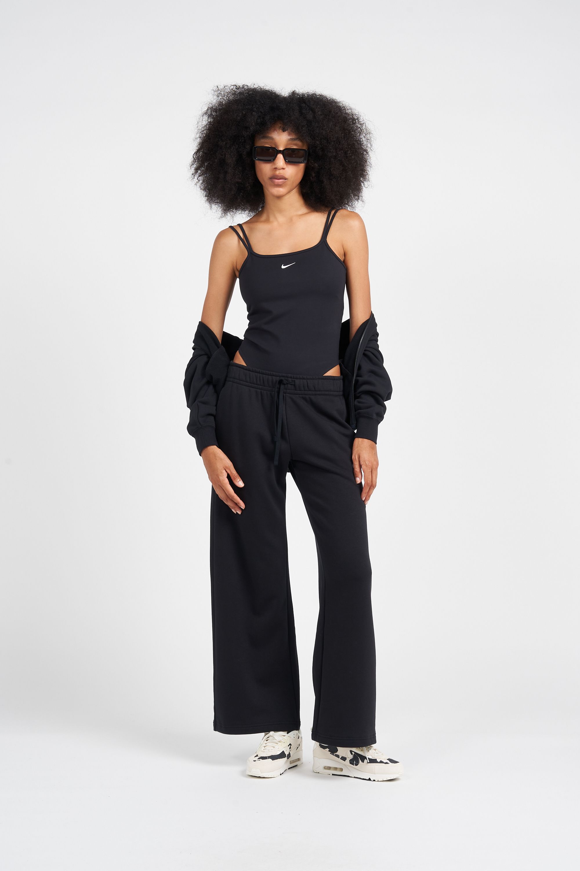 NIKE Top sans manches  BODYSUIT Noir