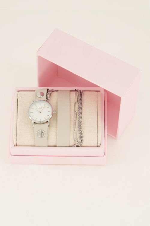 Wit horloge met dubbele band