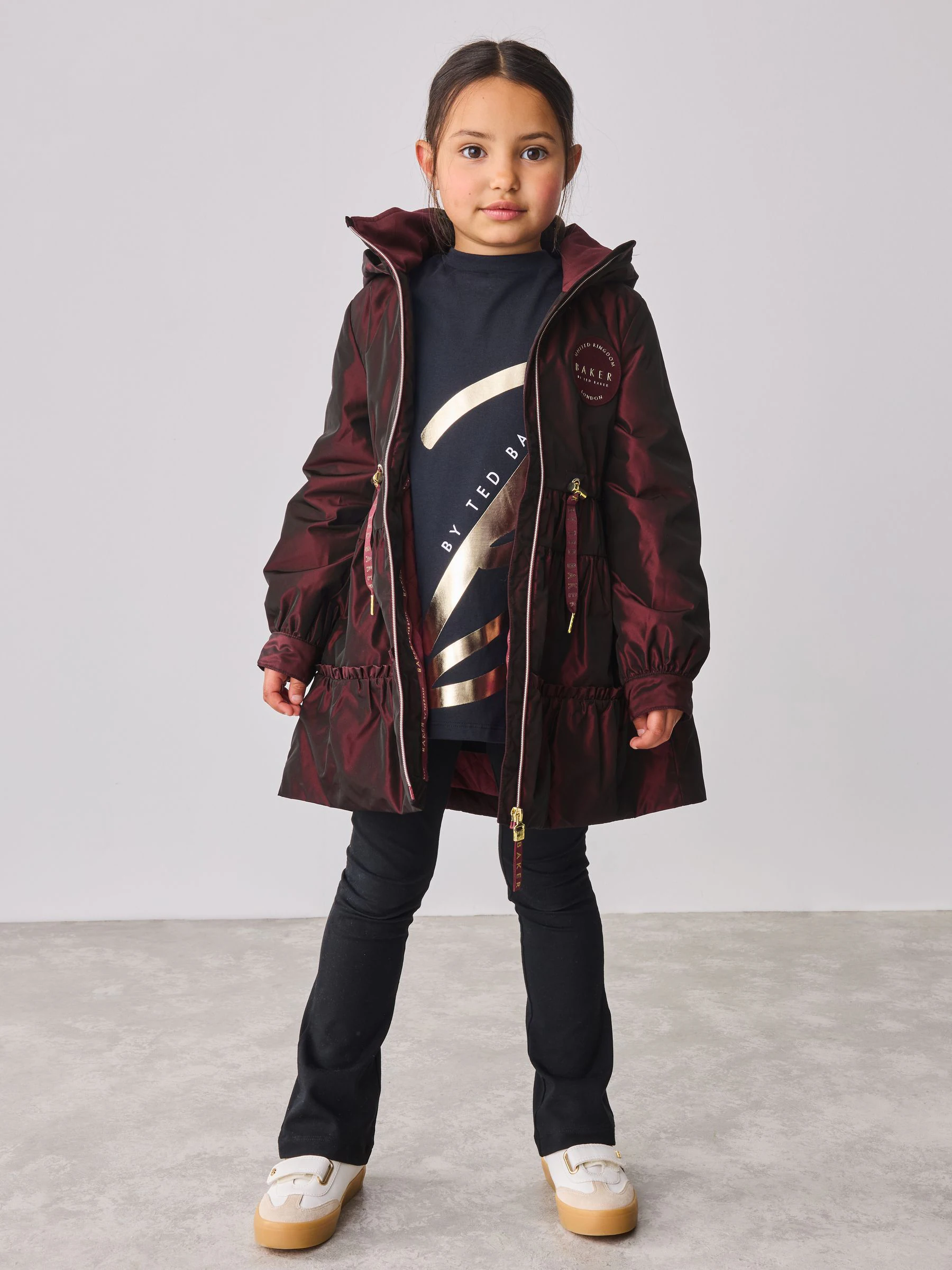 Bessenroze - Baker by Ted Baker regenbestendige regenjas met ruches