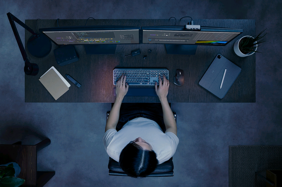 Logitech - MX Keys S Advanced Wireless Illuminated Keyboard