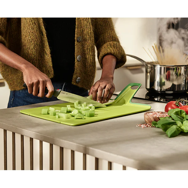 Planche à découper pliable Chop2pot Plus verte Joseph Joseph