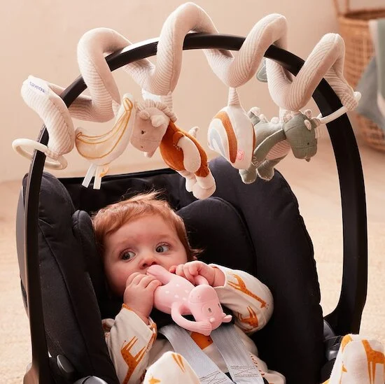 Tiga, Stegi & Ops Spirales d'activités en veloudoux   Beige        de               Noukies
