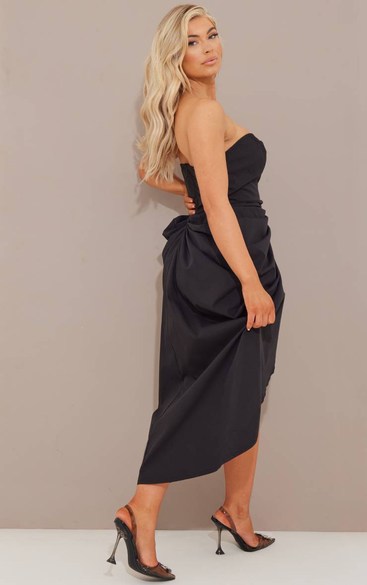 Noir Robe Midi Bandeau En Tissu Tissé Avec Barre En V Et Drapé Froncé À La Hanche