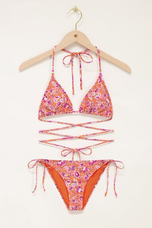 Off white triangel bikini set met bloemenprint