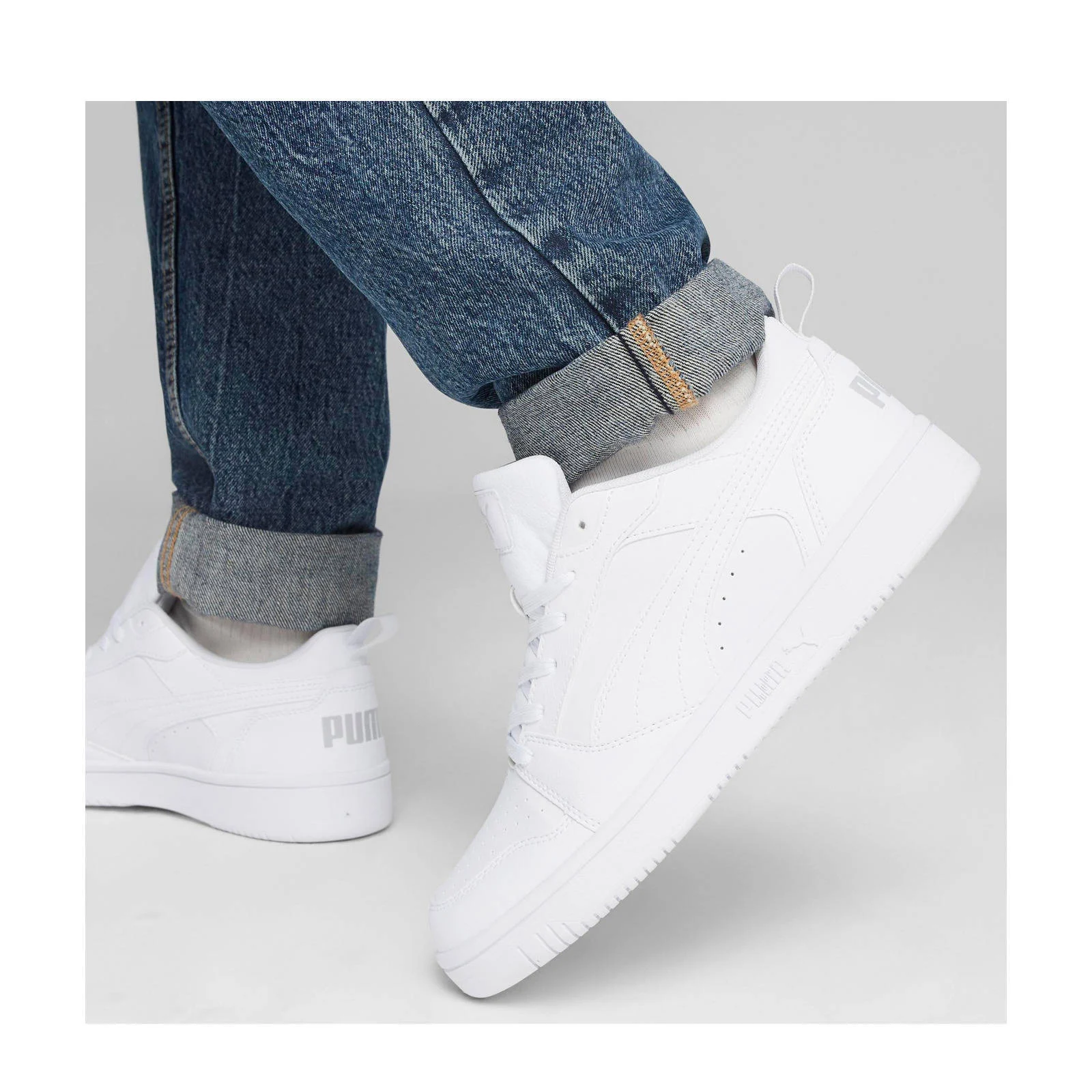 Puma Rebound v6 Low V6 Low sneakers wit/lichtgrijs