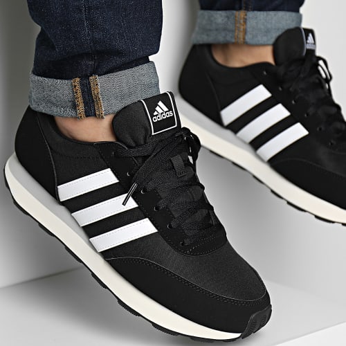 Baskets Run 60s HP2258 Core Black Footwear White Cloud white