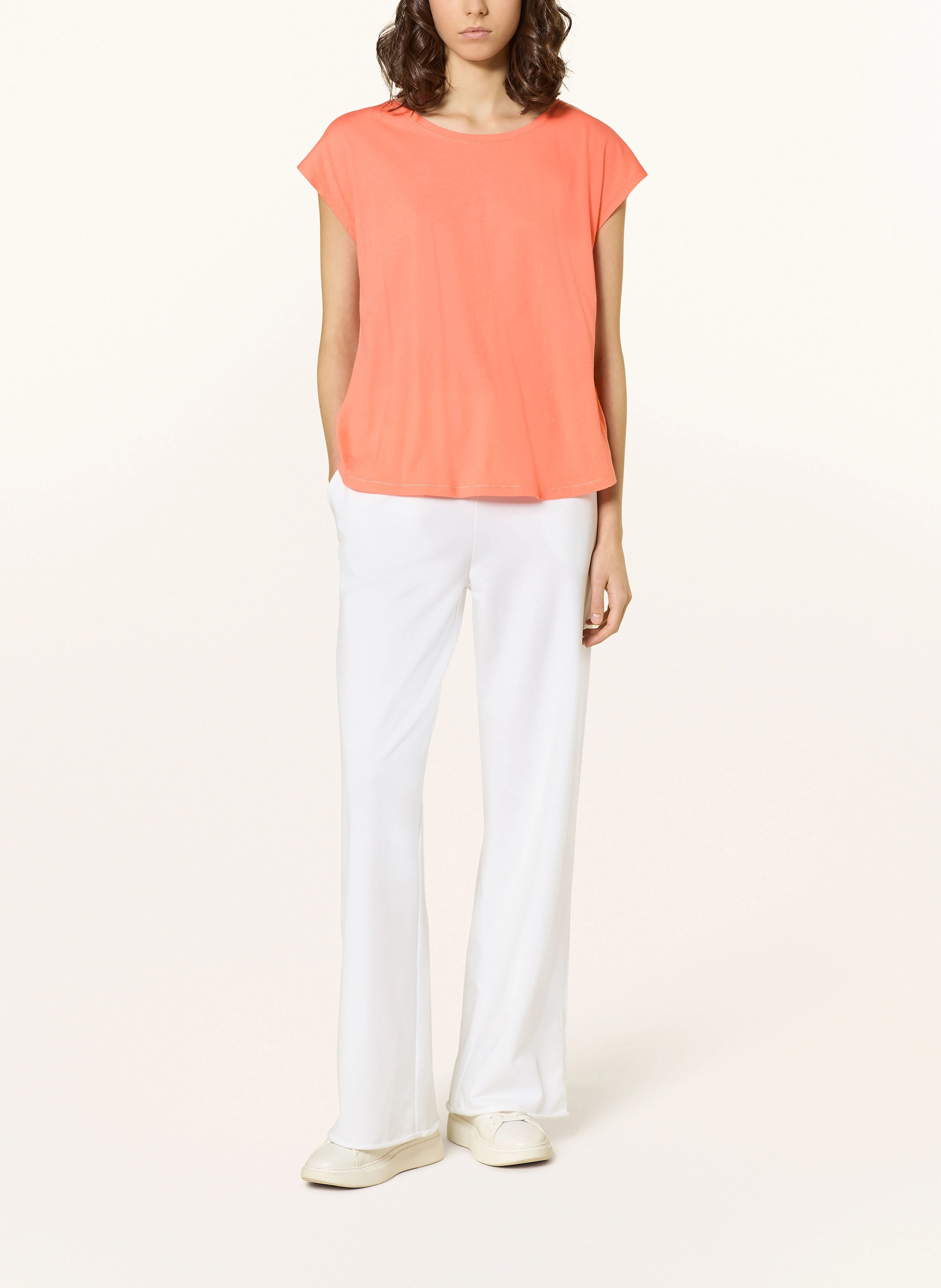 Juvia T-Shirt SARA