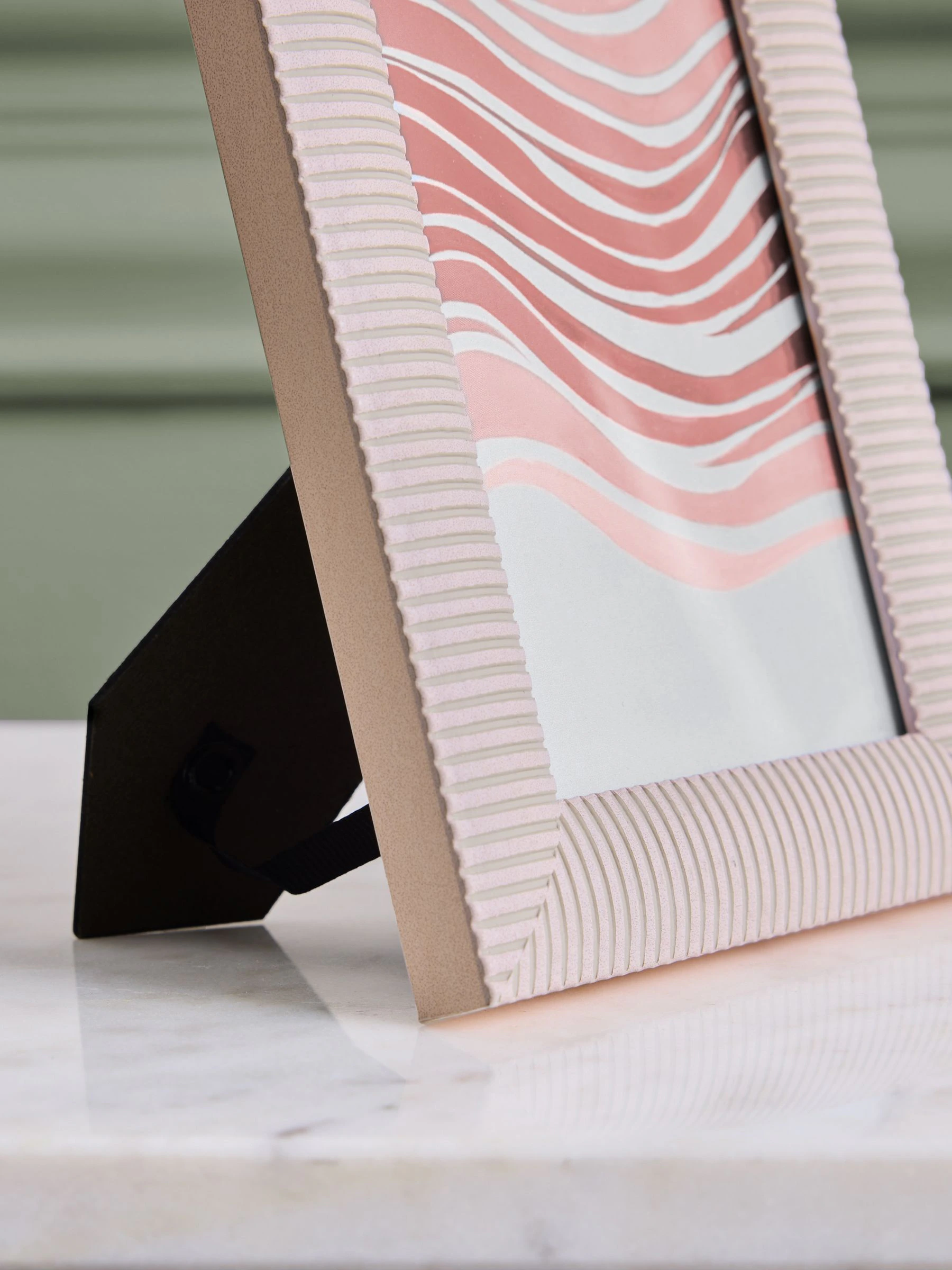 Set of 2 Linear Photo Frames