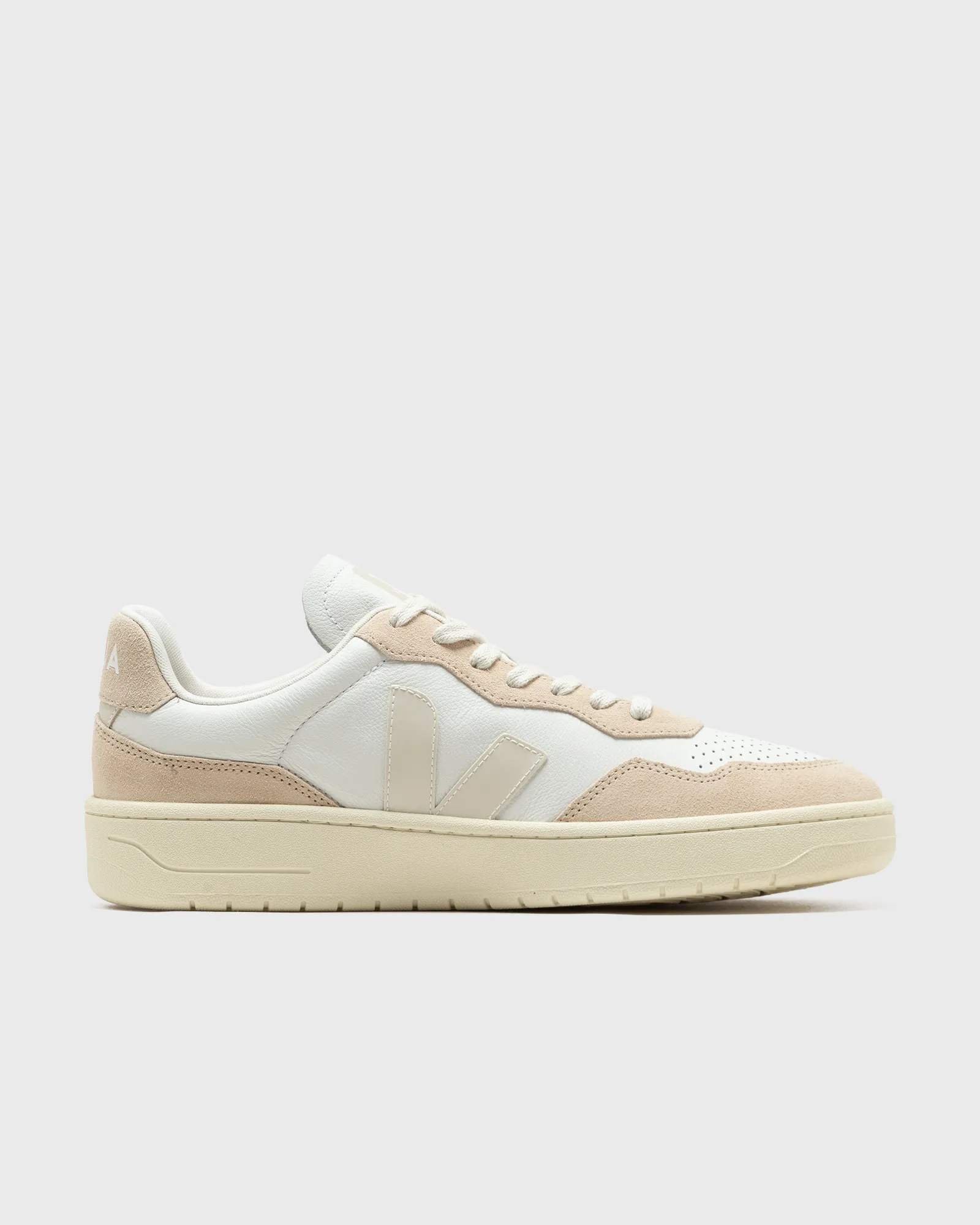 Veja V-90 O.T. LEATH