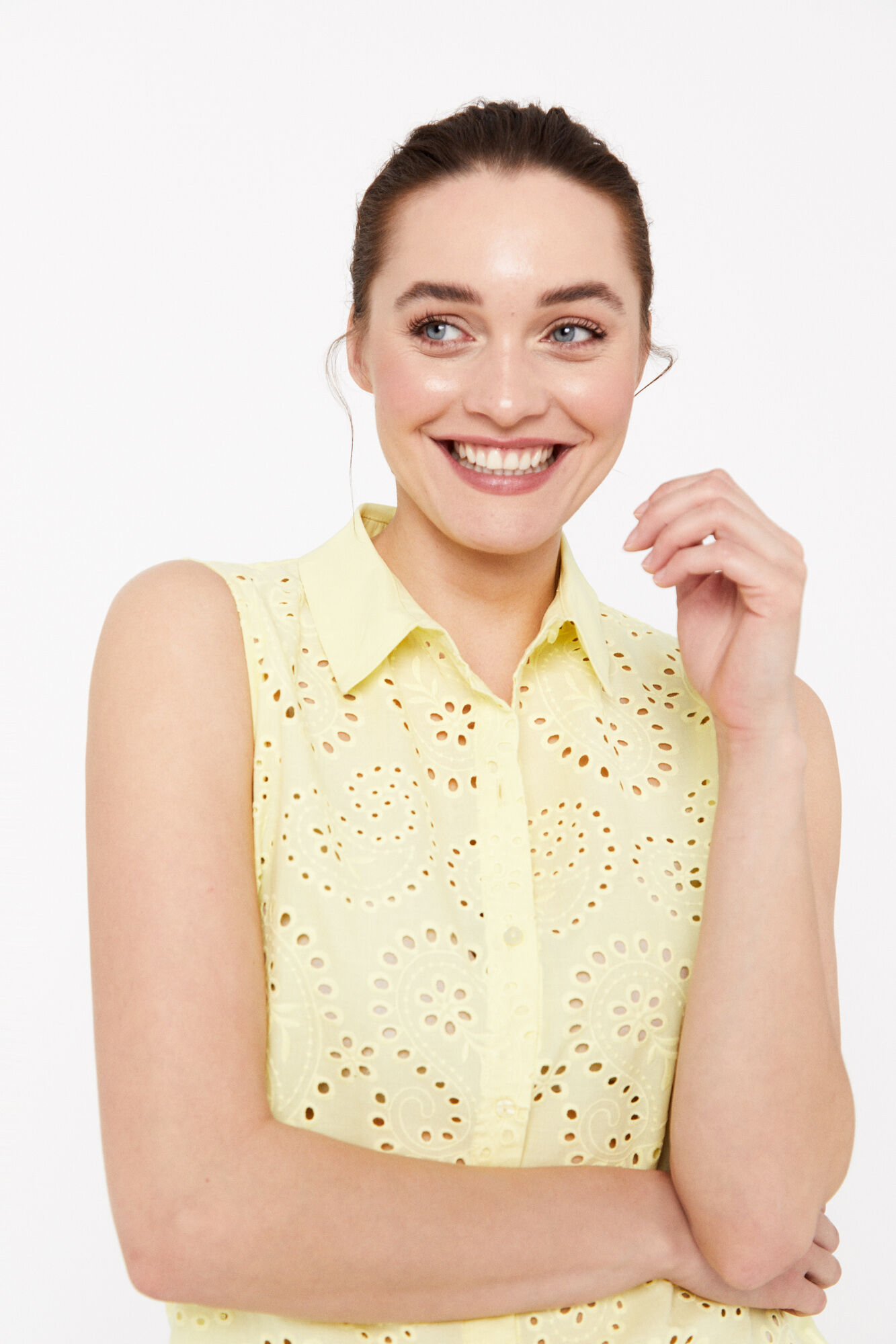 Camisa de algodão bordada - Amarela