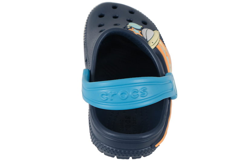 CROCS CLASSIC RUMSKIB CLOGS I BLÅ GUMMI