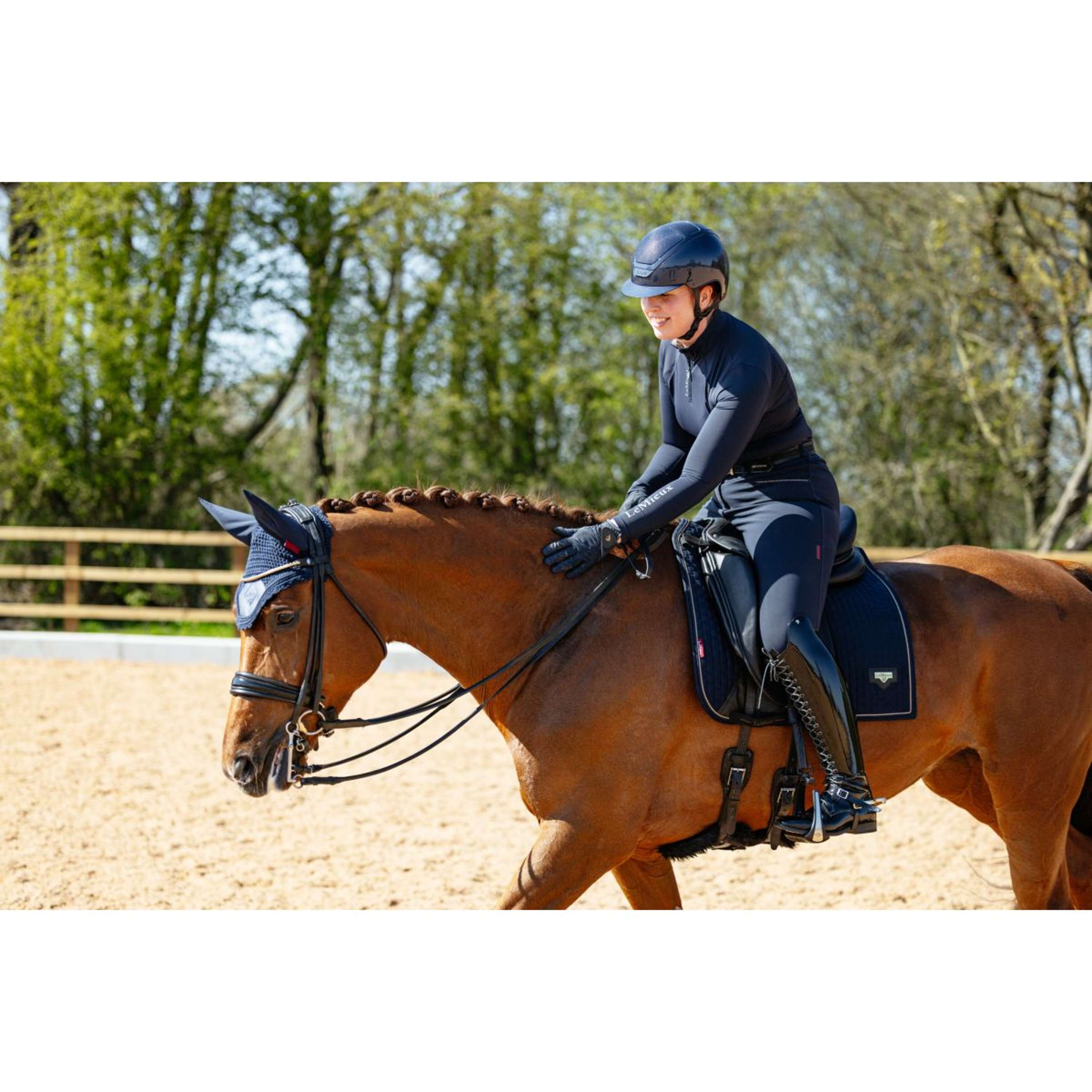 LeMieux Zadeldekje Puissance Suede Dressuur Navy