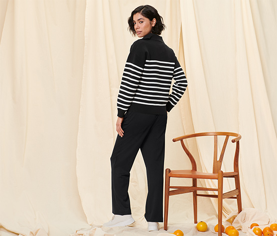 Pullover mit Kragen