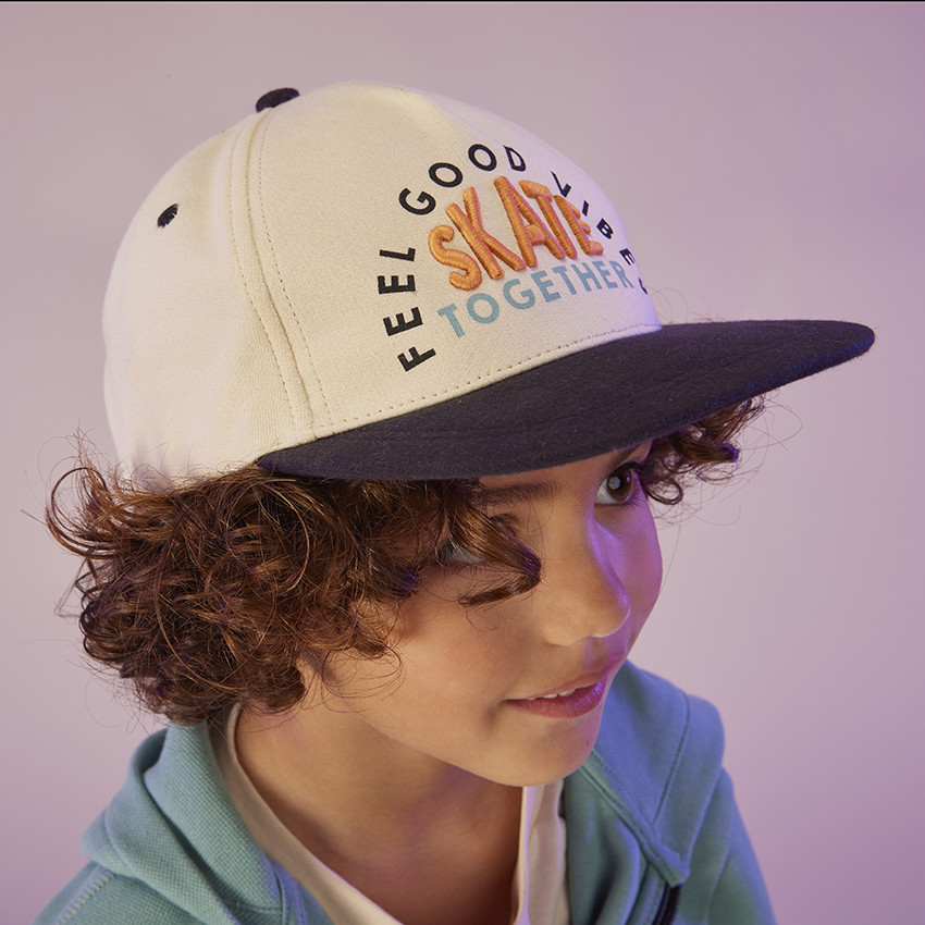 Casquette bicolore avec broderie 3D pour garçon