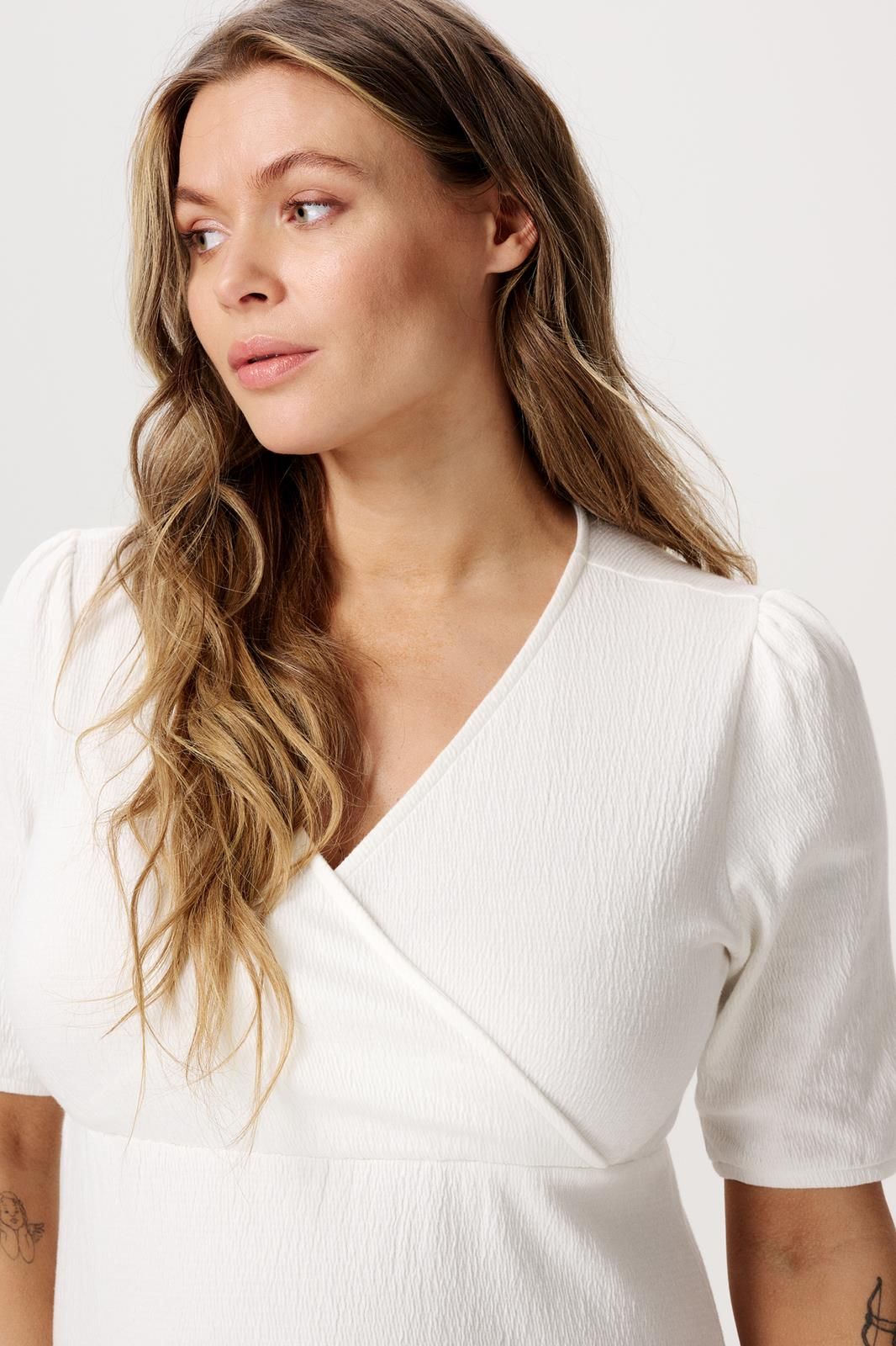 Noppies Maternity Jurk met voedingsfunctie Jaelynn - Cream