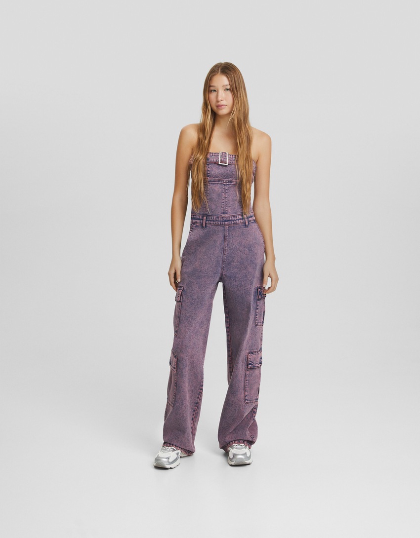 macacão cargo bandeau em denim tingido