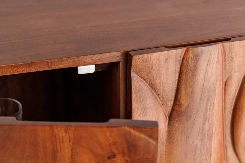 Massives Highboard FLUID 120cm walnuss-braun Akazienholz 3D-Design Kufengestell