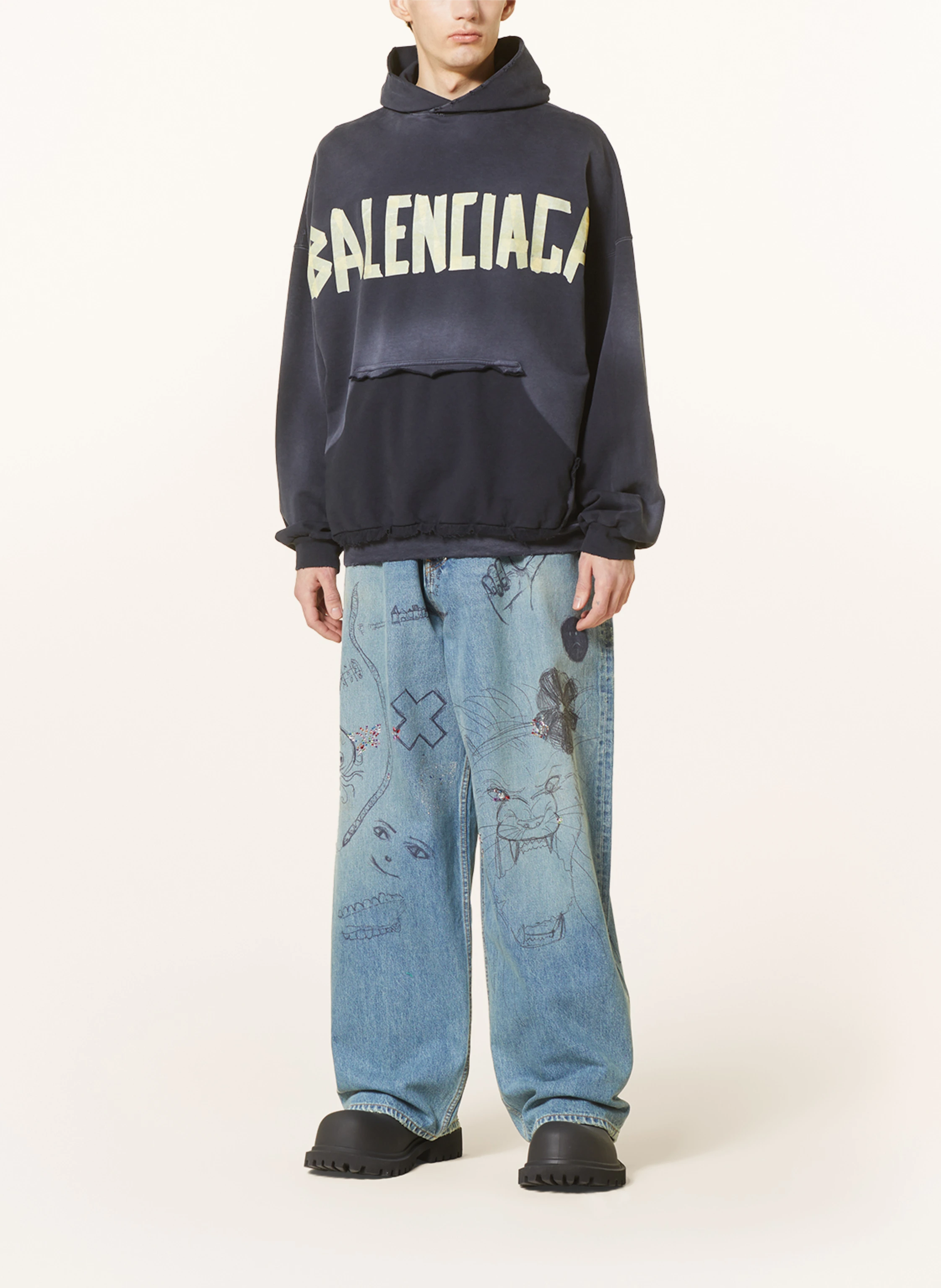 BALENCIAGA Oversized-Hoodie mit Cut-outs