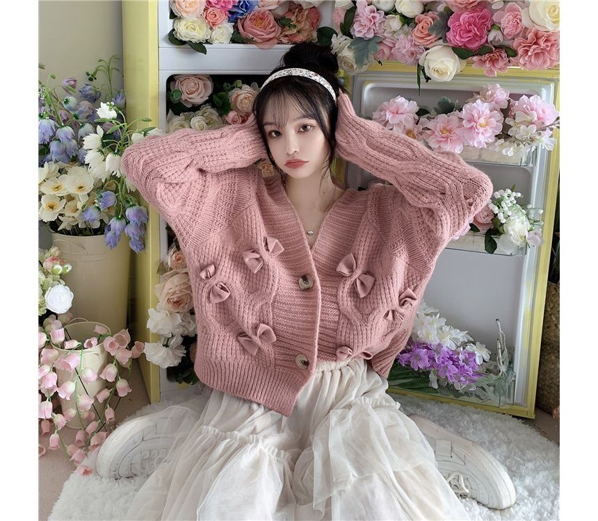 Malrowe - V-hals effen cardigan met strik en knoopjes