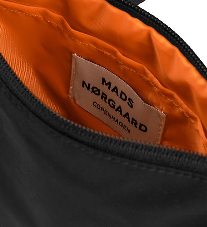 Mads Nørgaard Umhängetasche - Tian Core - Schwarz