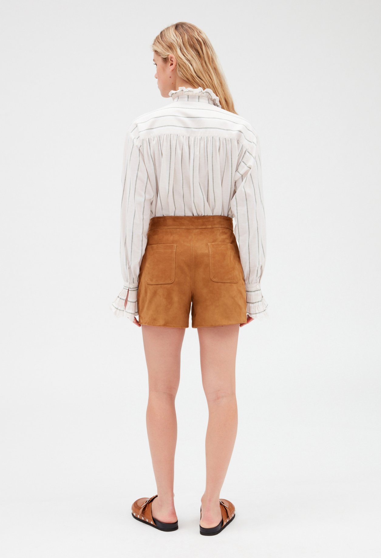 Short cuir suede camel