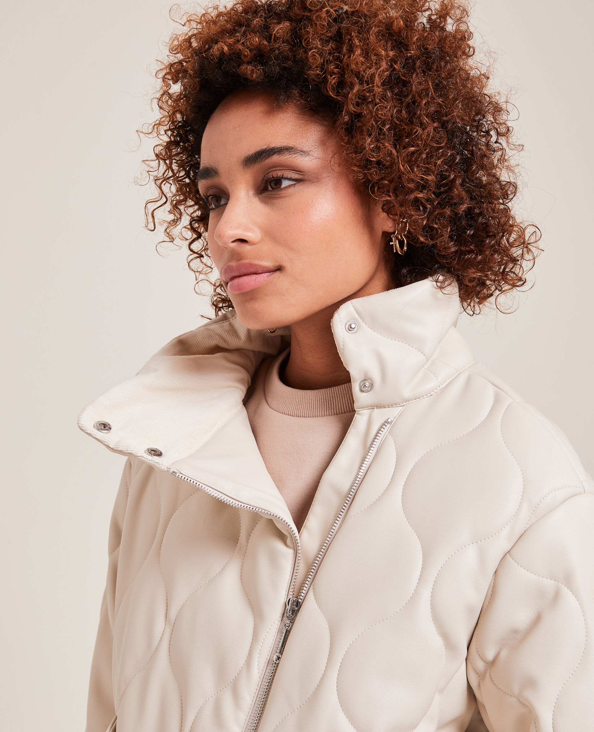 Blouson matelassé en simili cuir - Blanc