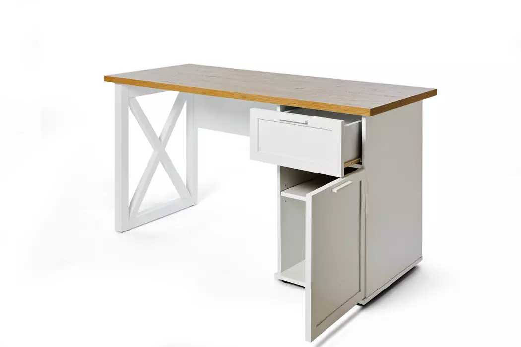 Schreibtisch 96CM2 / Chalet D 140