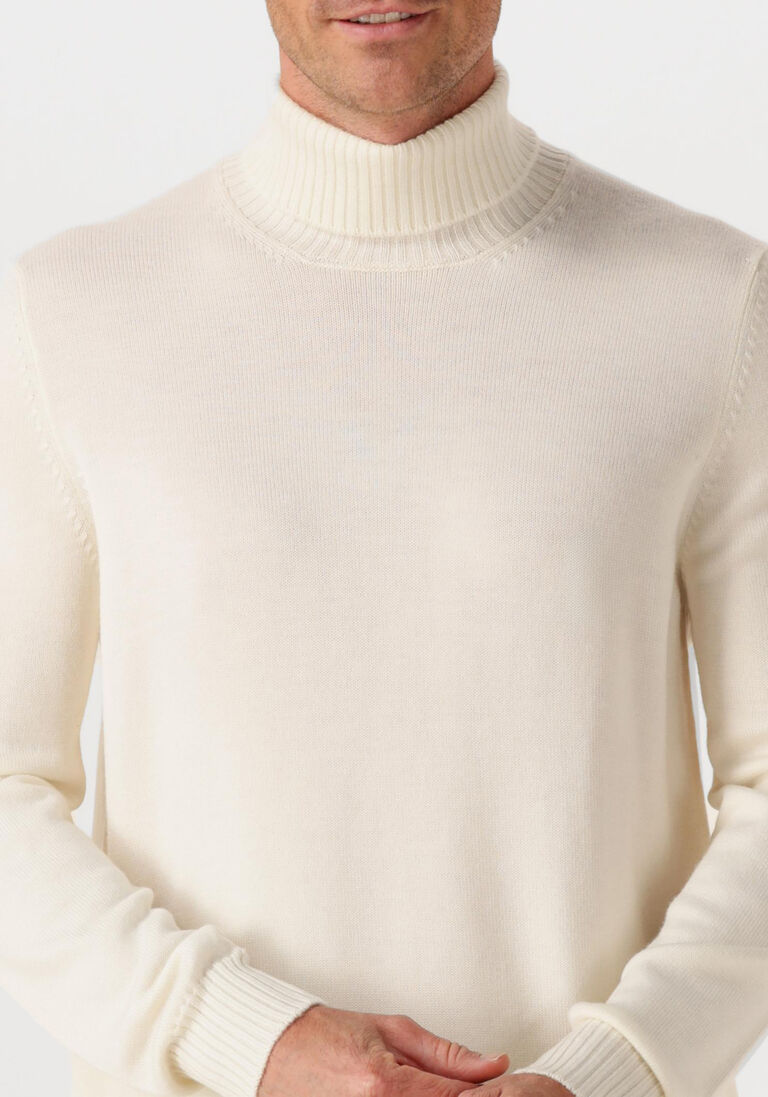 creme gran sasso coltrui turtle neck