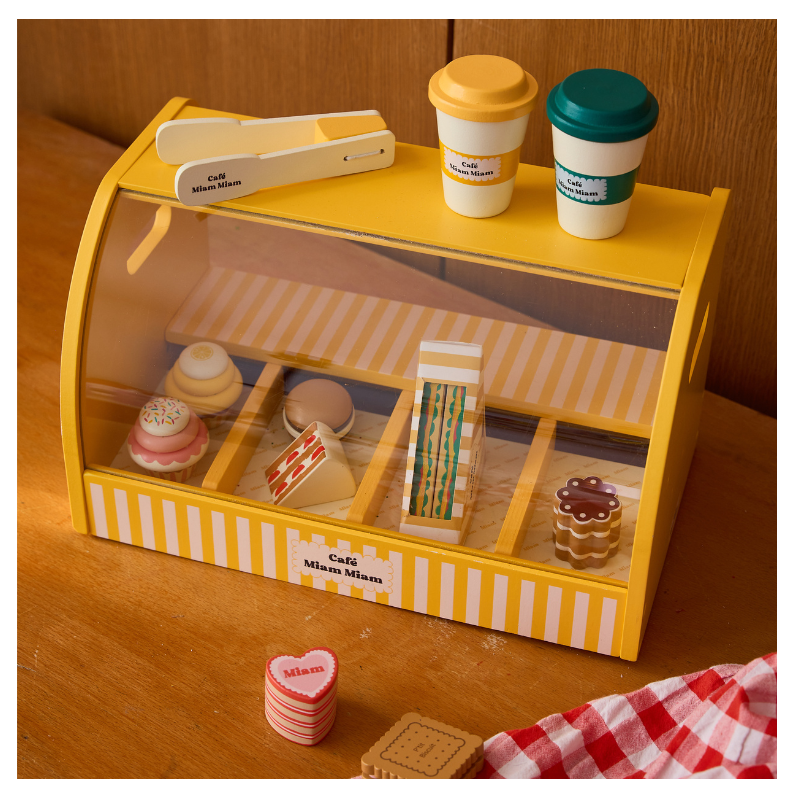 Stand à pâtisseries et café jouet en bois Mercredi et Patati