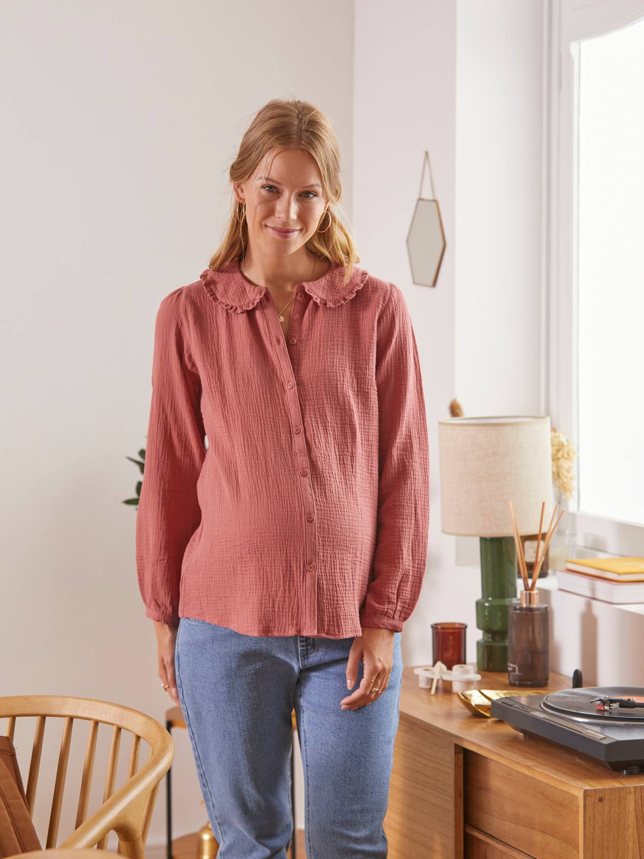 Camisa de maternidade e amamentação lisa em chiffon de algodão vermelho escuro