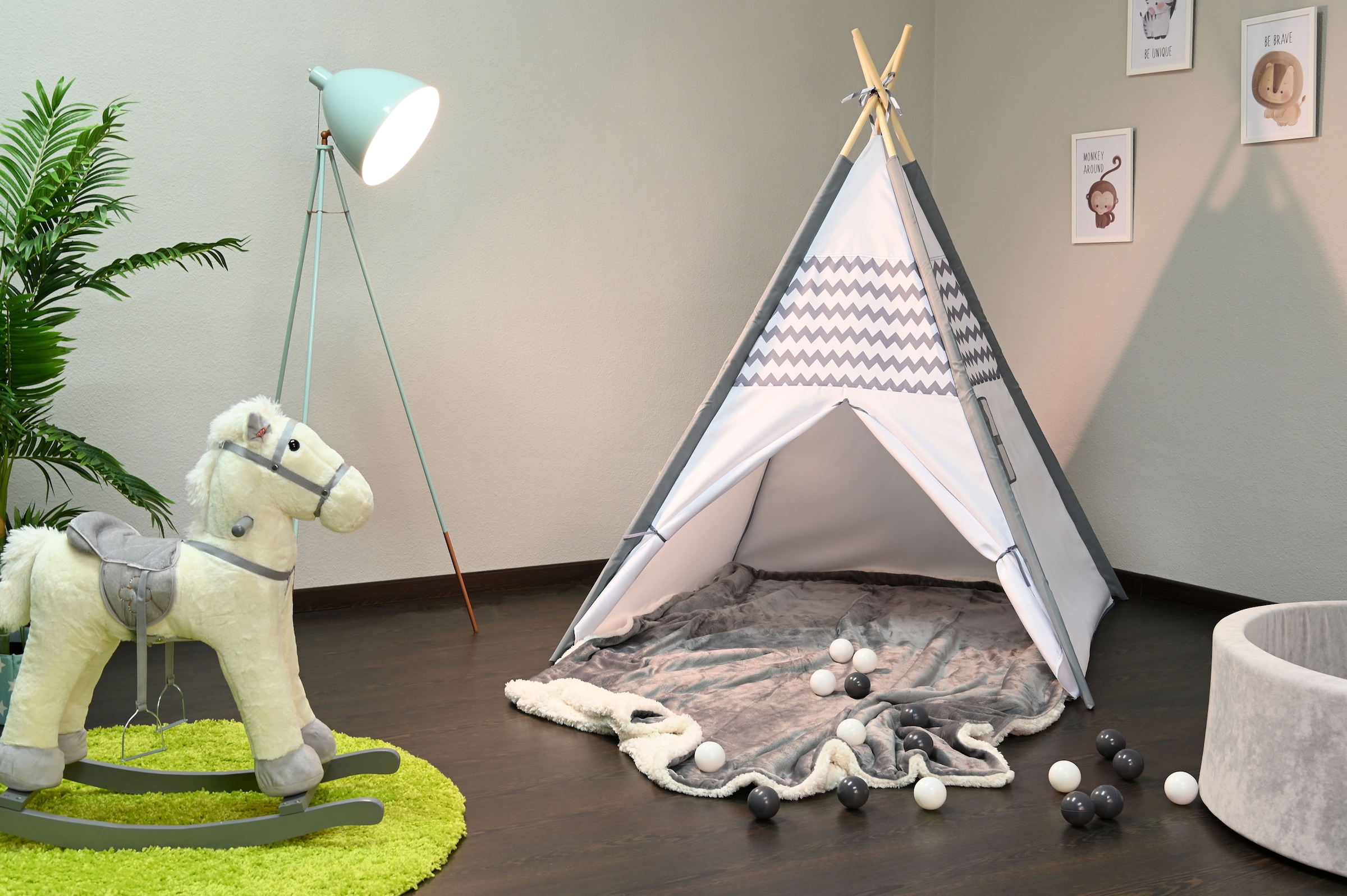 Knorrtoys® Spielzelt »Tipi Zickzack« mit Zeltstangen aus Holz