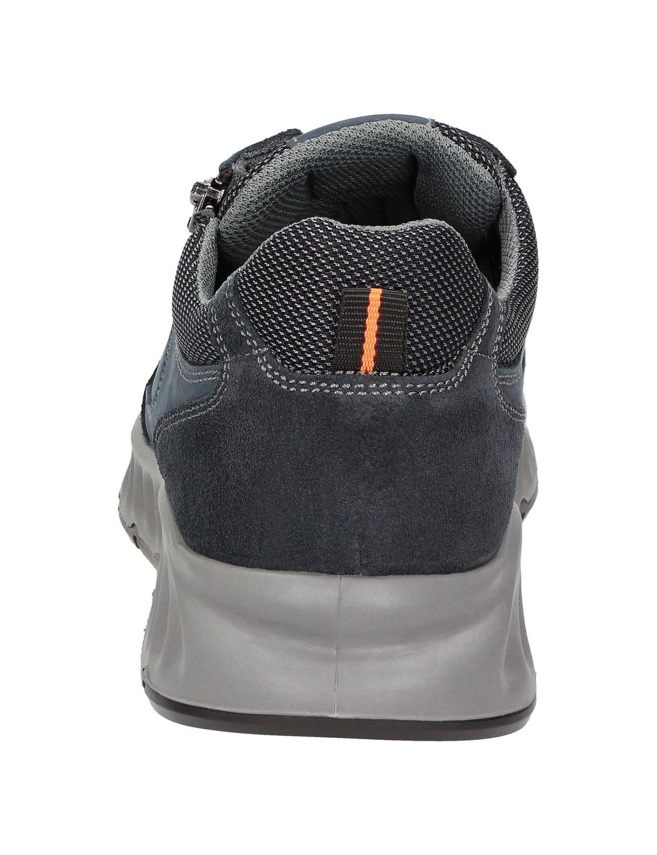 Sneaker Utisso-700