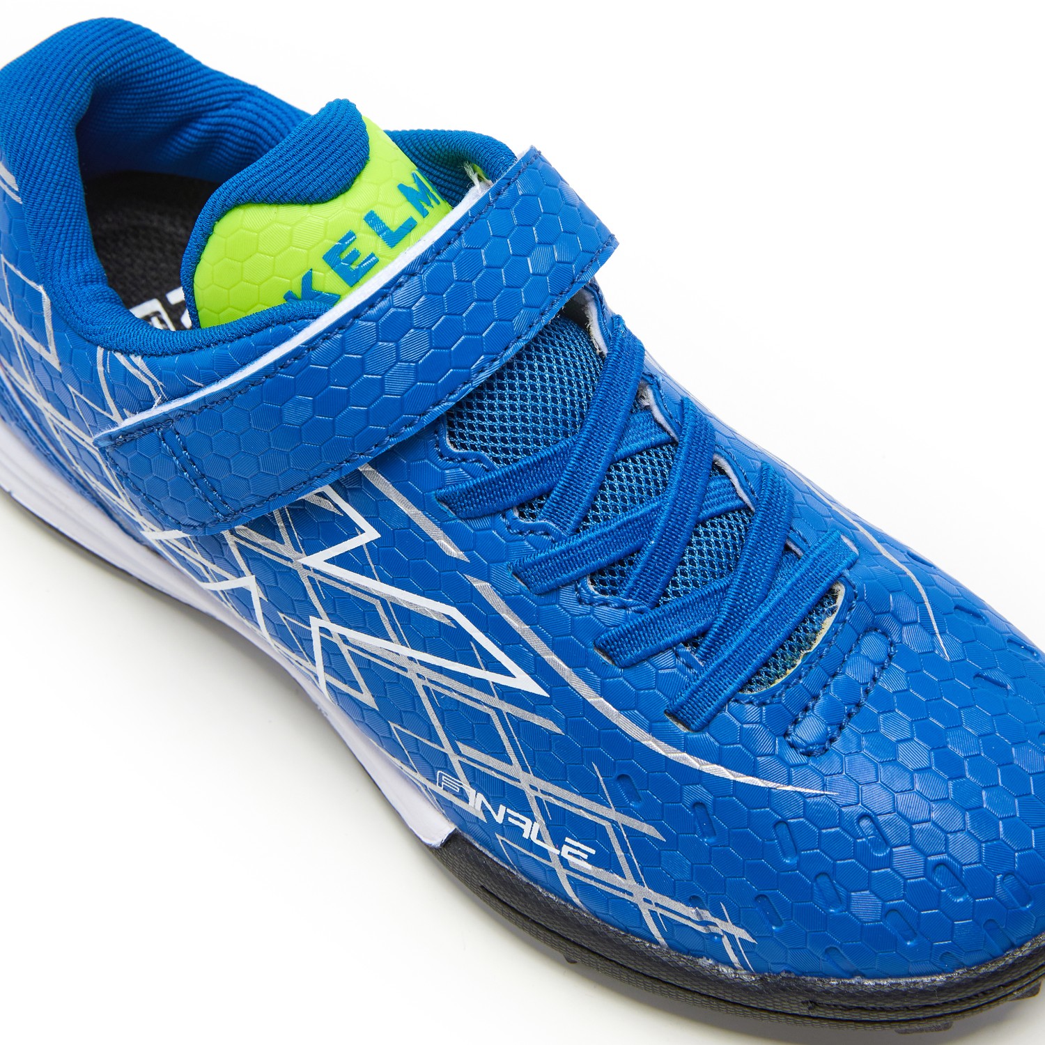 Sapatos de grama sintética Kelme Final Elastic