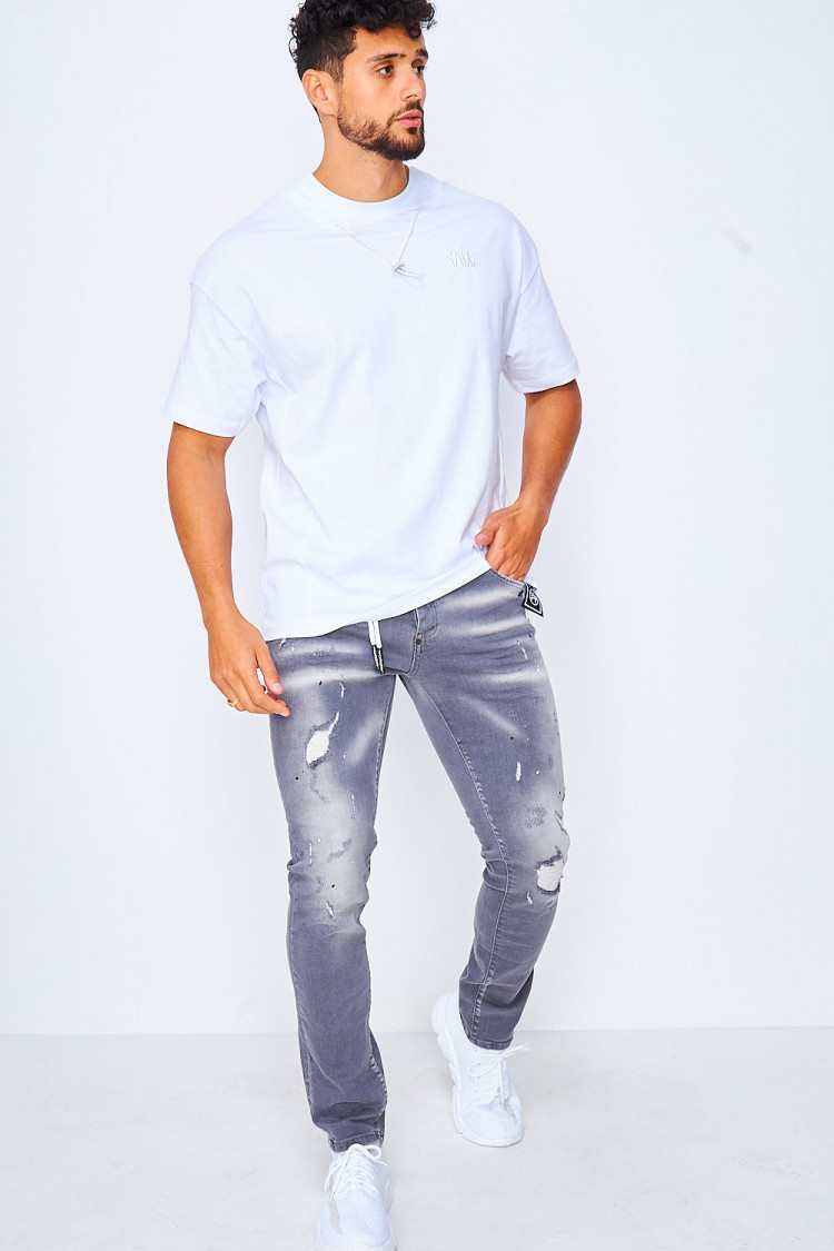 T-shirt blanc avec cordon au col