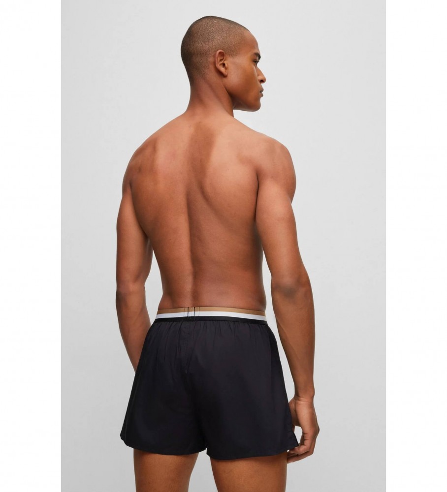 Conjunto de 2 cuecas boxer BOSS nas cores bordô e preta.