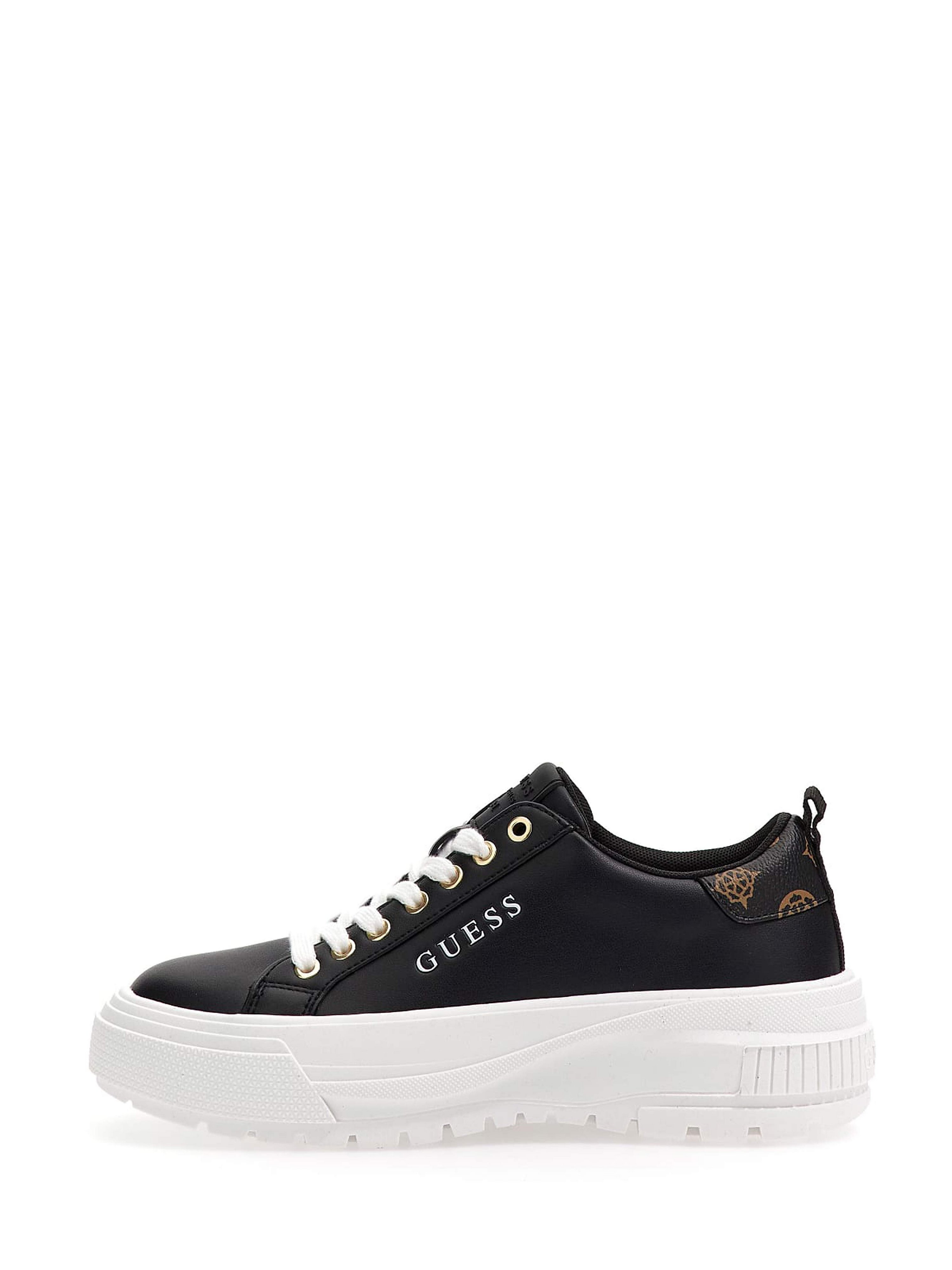 Sneaker