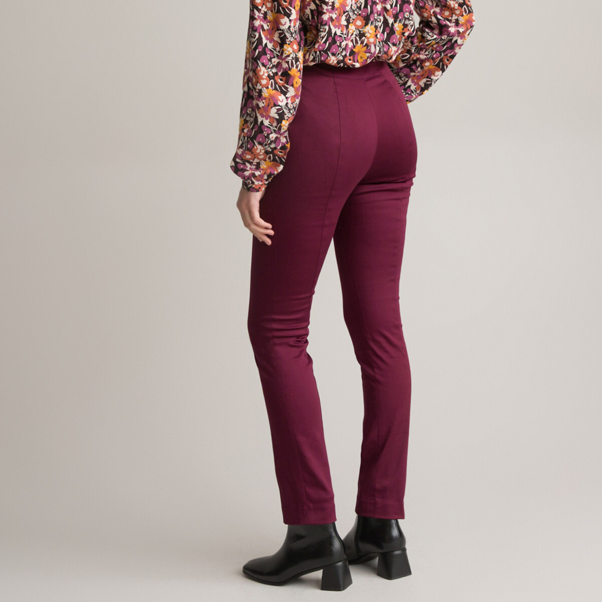 ANNE WEYBURN<br>Calças retas com conforto elástico