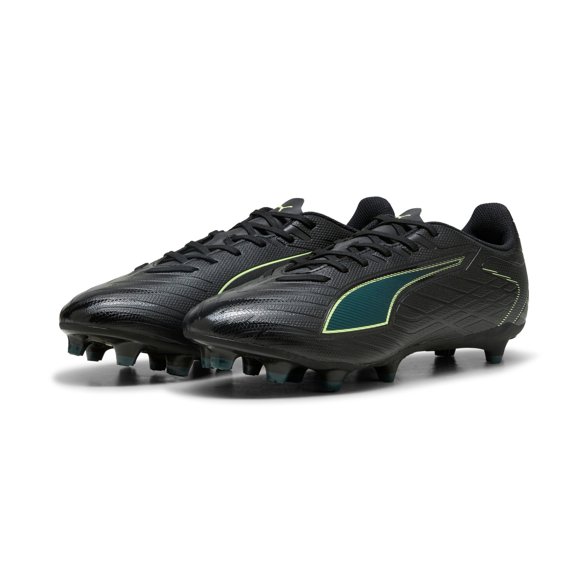 PUMA Fussballschuh »ULTRA 6 PLAY FG/AG«  für Rasenplätze