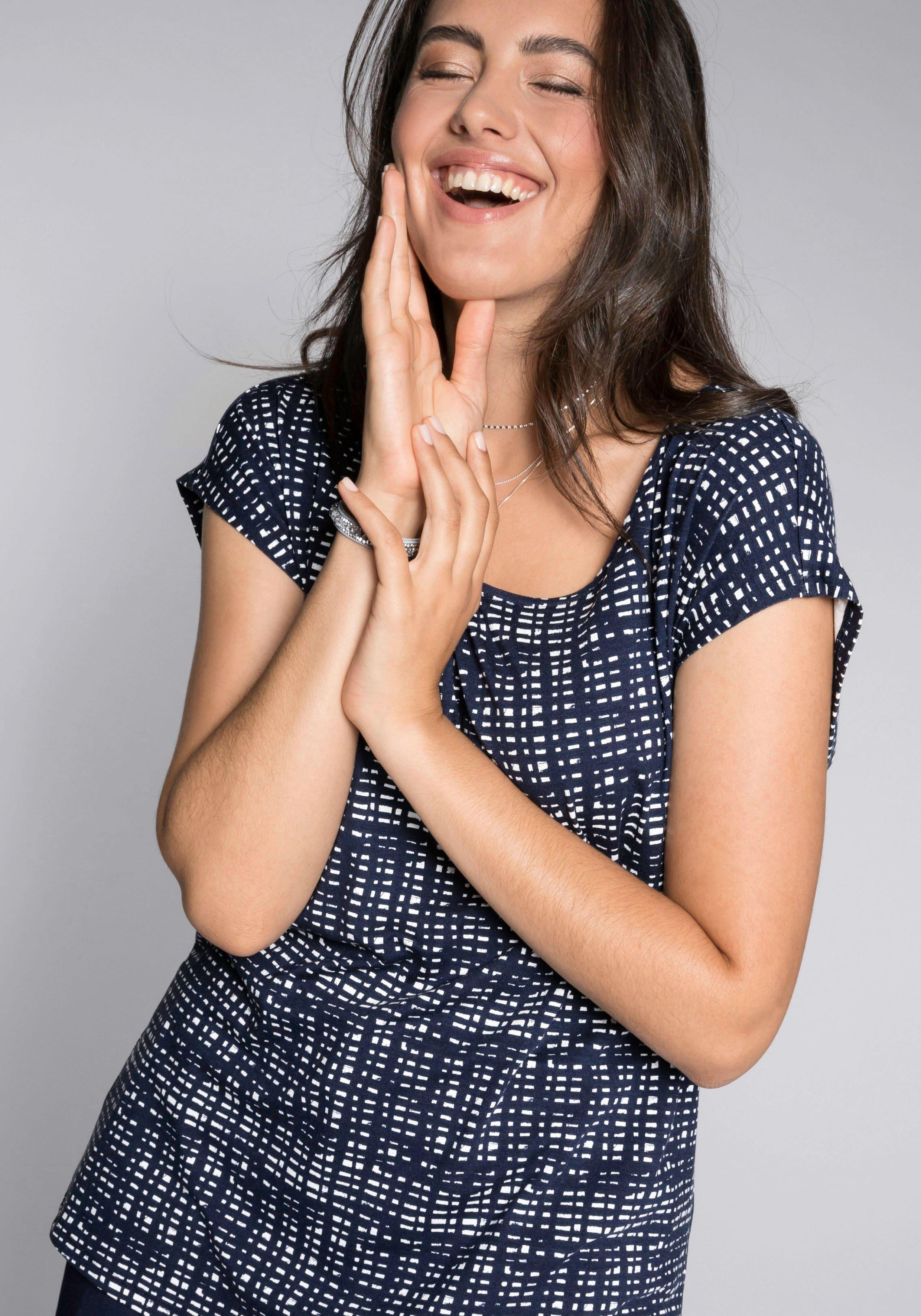 Shirt mit Alloverdruck und überschnittenem Arm