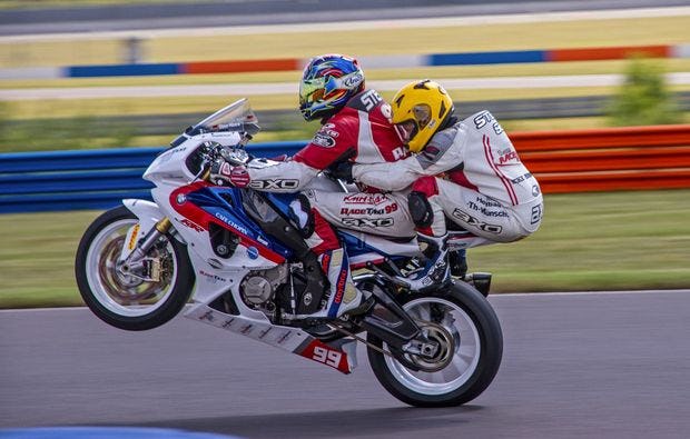 Motorrad-Renntraining in Oberlungwitz als Geschenk