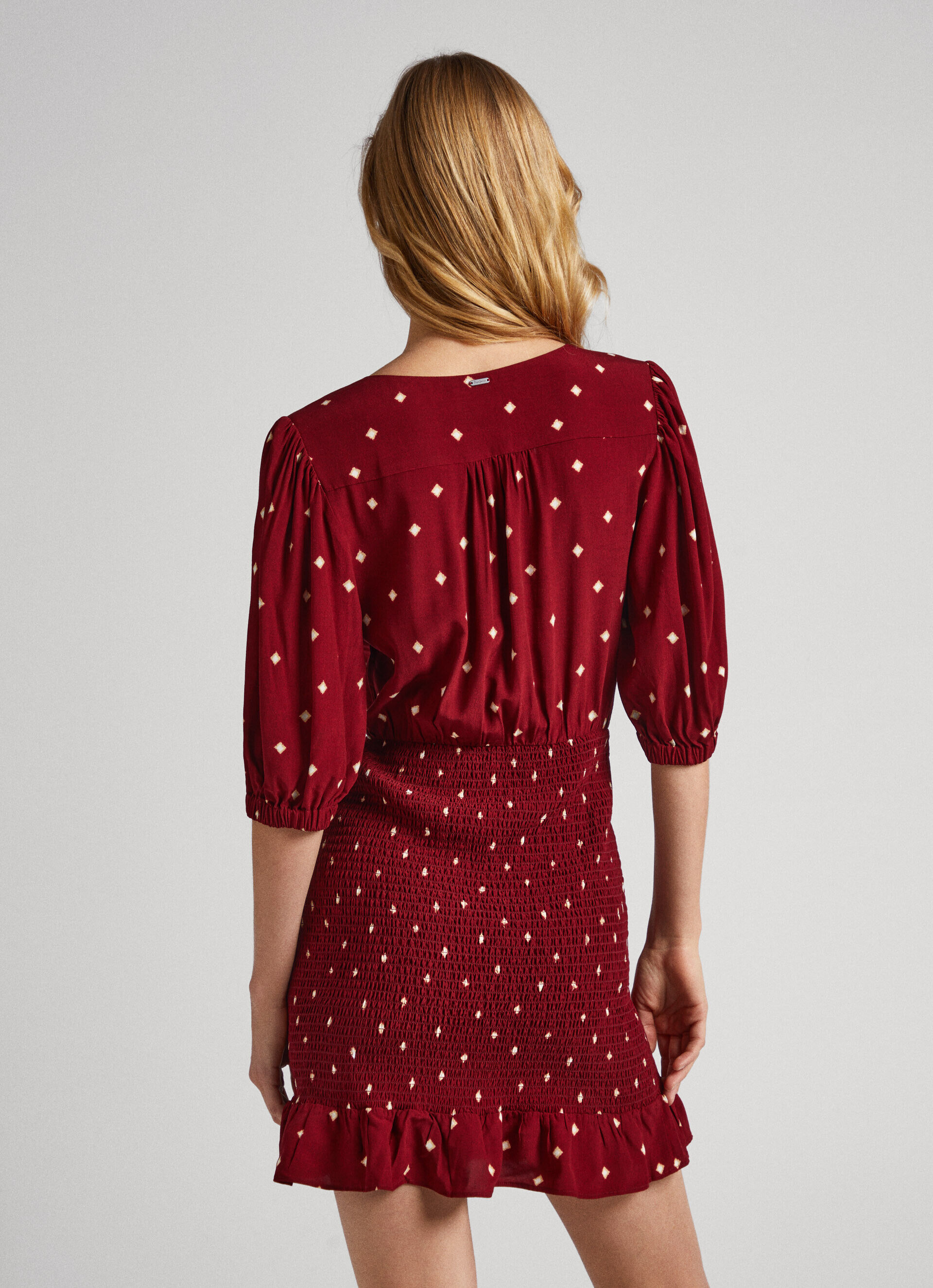 VESTIDO COM ESTAMPA DE BOLINHAS - multicolorido