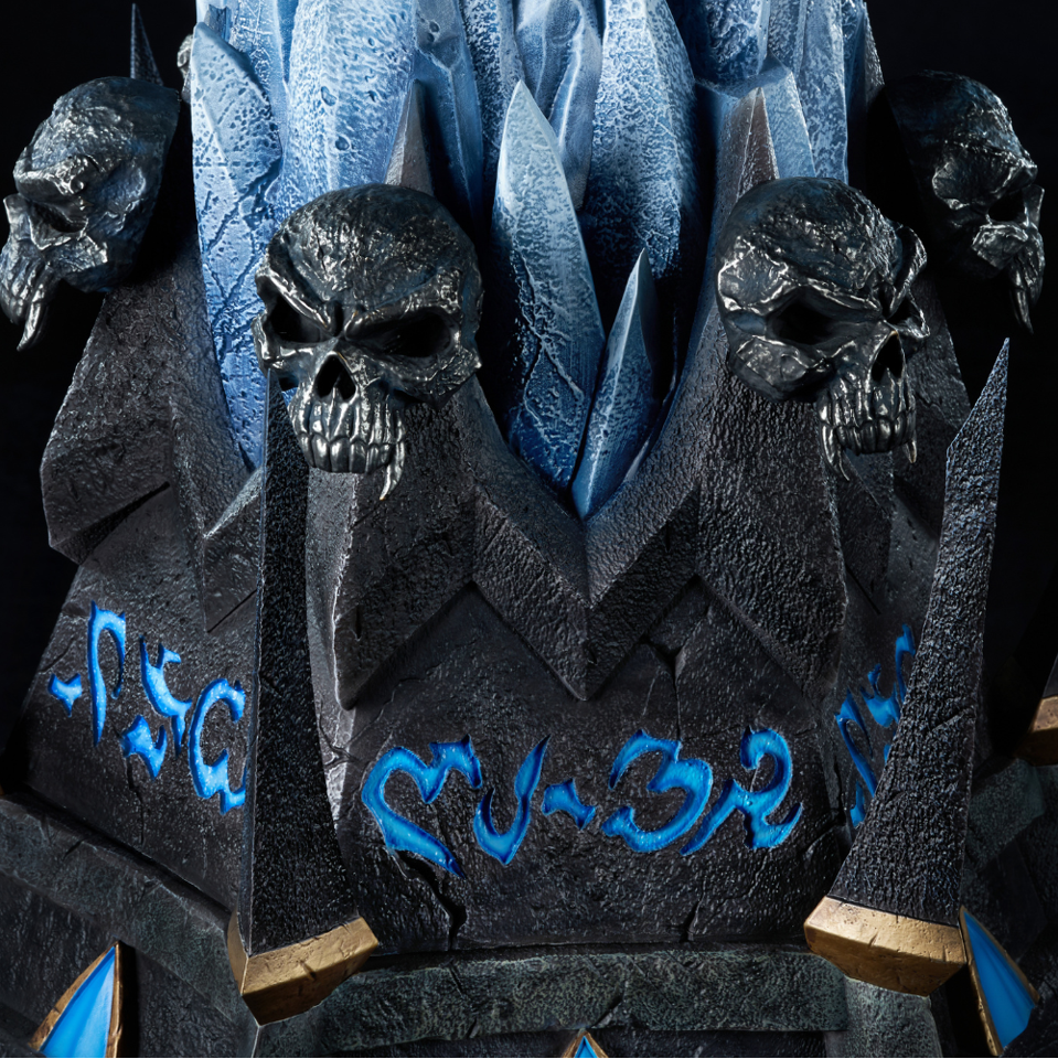 World of Warcraft -Frostmourne Pedestal