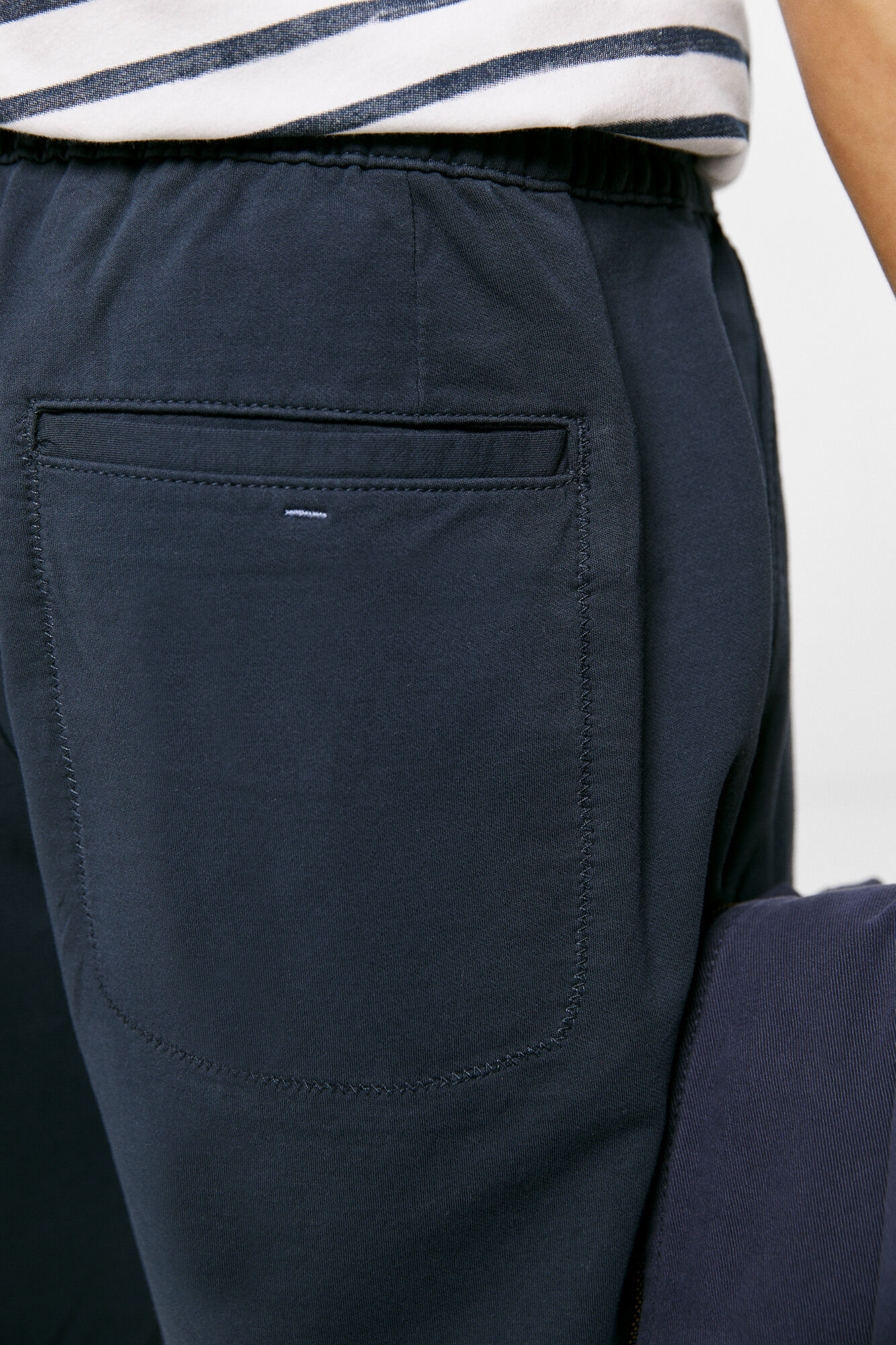 Bermuda Comfort Knit - azul médio