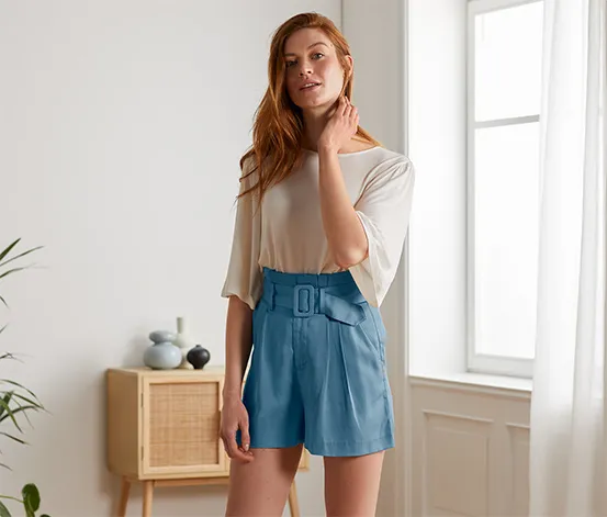 Paperbag-Shorts mit Gürtel