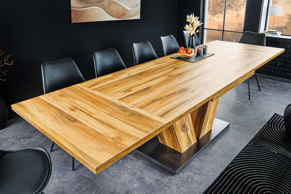 Ausziehbarer Esstisch MONTREAL 180-280cm natur Plankeneiche Holz-Design V-Gestell